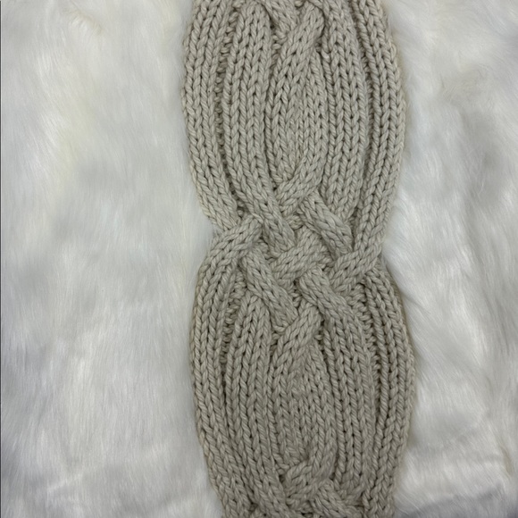 Pottery Barn Faux Fur Pillow Case Cable Knit Accent Cream White Large Square